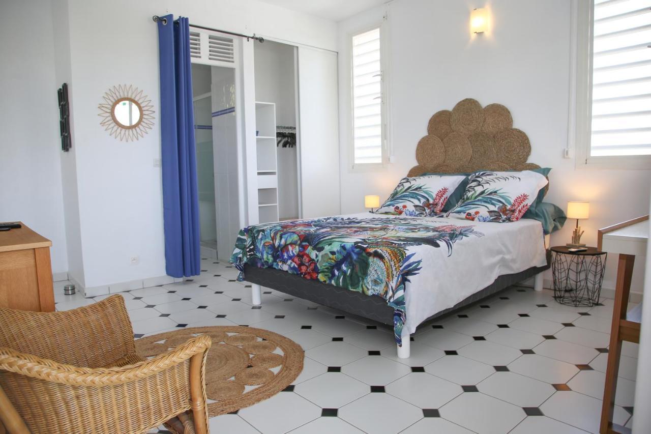 Villa Theo , Chambre D'Hotes , Petit Dejeuner, Table D'Hotes Sainte-Anne  Ngoại thất bức ảnh